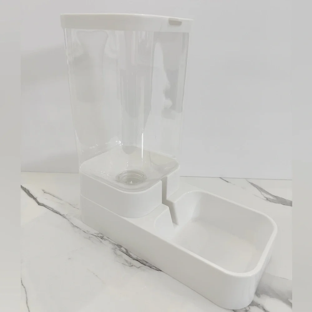 Pet Water Dispenser
